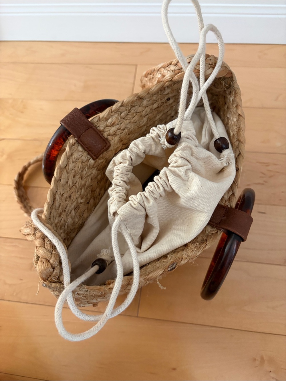 Aritzia Natural Woven Tote with Tortoiseshell Handles - Picture 3 of 6